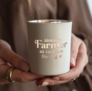 Ljuslykta &Auml;lskade Farmor , fr&aring;n Majas lyktor s&auml;ljs till f&ouml;rm&aring;n f&ouml;r Barncancerfonden