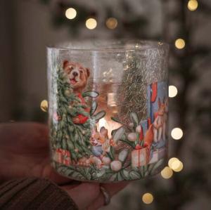 Ljuslykta Christmas Saga, från Majas lyktor säljs till förmån för Barncancerfonden