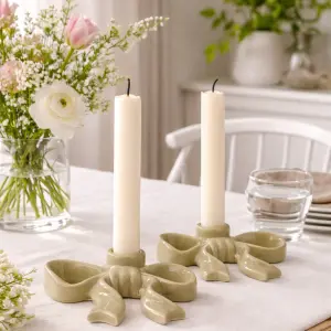 Ljusstake Fenja Rosett, sage - Mitt & Ditt 