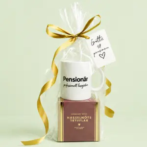 Presentset Pension&auml;r (mugg, kort & hasseln&ouml;tstryfflar)
