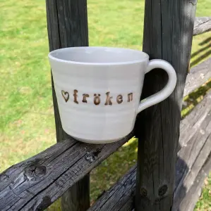 Mugg Fröken (vit) från Puss Puss Company