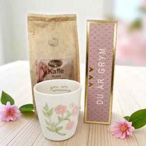 Presentset Du är grym (mugg, kaffe & chokladpraliner)