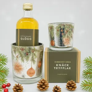 Presentset God Jul i cellofan, Gl&ouml;gg, Kn&auml;cktryfflar och ljuslyktor