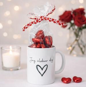Presentset Mugg Jag &auml;lskar dig & nougathj&auml;rtan