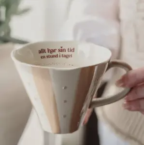 Mugg Allt har sin tid fr&aring;n Majas lyktor s&auml;ljs till f&ouml;rm&aring;n f&ouml;r Suicide Zero