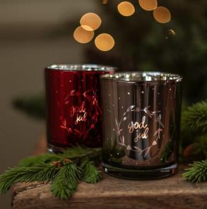 Ljuslykta God Jul, fr&aring;n Majas lyktor s&auml;ljs till f&ouml;rm&aring;n f&ouml;r Barncancerfonden