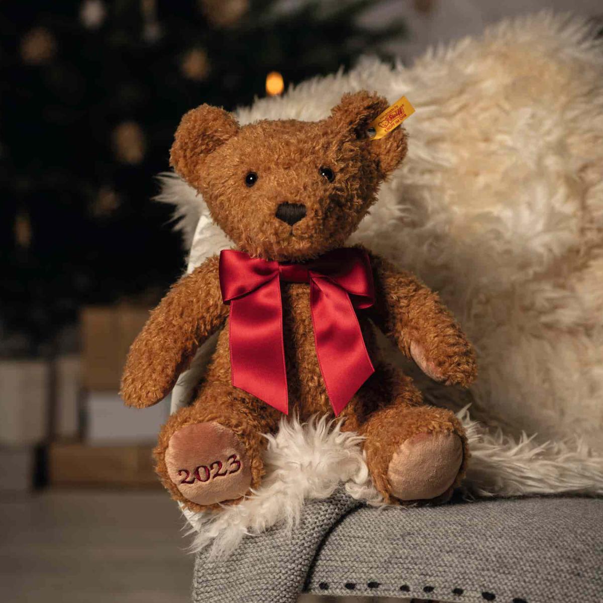 Steiff Cosy Year Bear 2023, 34cm - Steiff