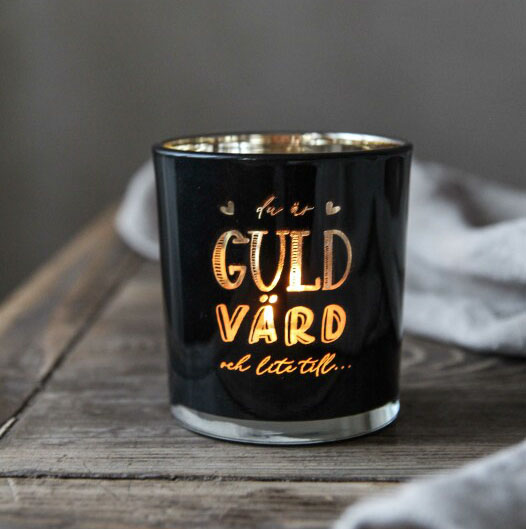 Ljuslykta Du är guld värd, från Majas lyktor säljs till förmån för Barncancerfonden