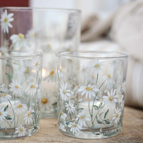 Ljuslykta Daisy, från Majas lyktor säljs till förmån för Barncancerfonden