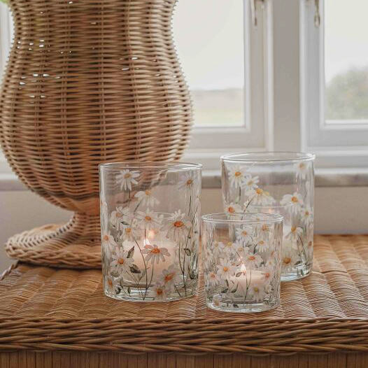 Ljuslykta Daisy, från Majas lyktor säljs till förmån för Barncancerfonden