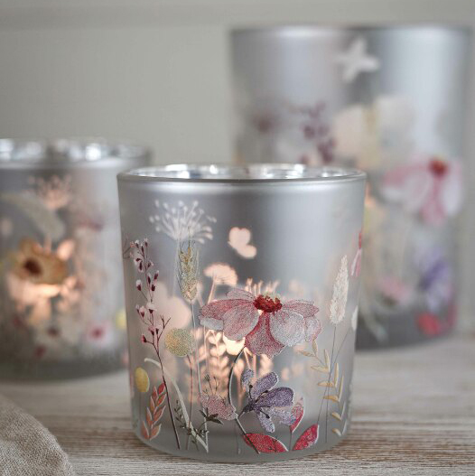 Ljuslykta Summer Garden från Majas lyktor säljs till förmån för Barncancerfonden