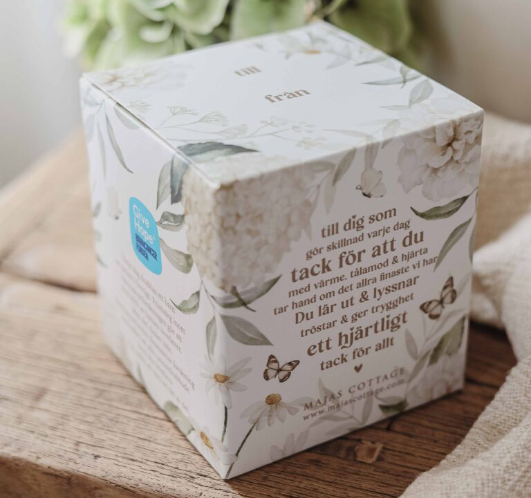 Ljuslykta Till Dig som gör skillnad, från Majas lyktor säljs till förmån för Barncancerfonden