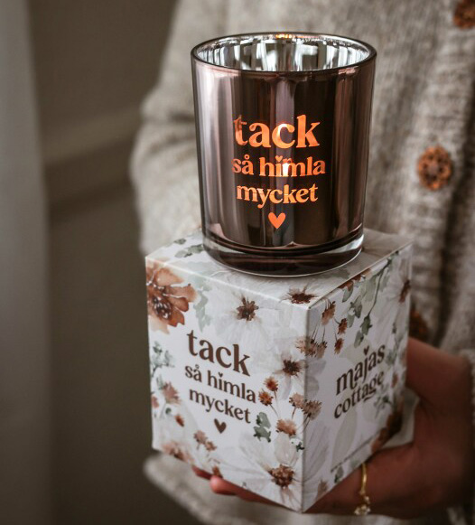 Ljuslykta Tack så himla mycket, från Majas lyktor säljs till förmån för Barncancerfonden
