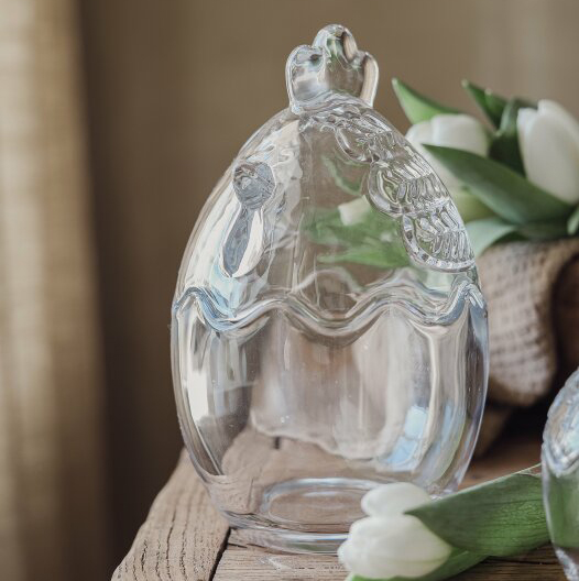 Glasburk Höna, från Majas lyktor säljs till förmån för Barncancerfonden