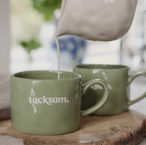 Mugg Tacksam från Majas lyktor säljs till förmån för Barncancerfonden