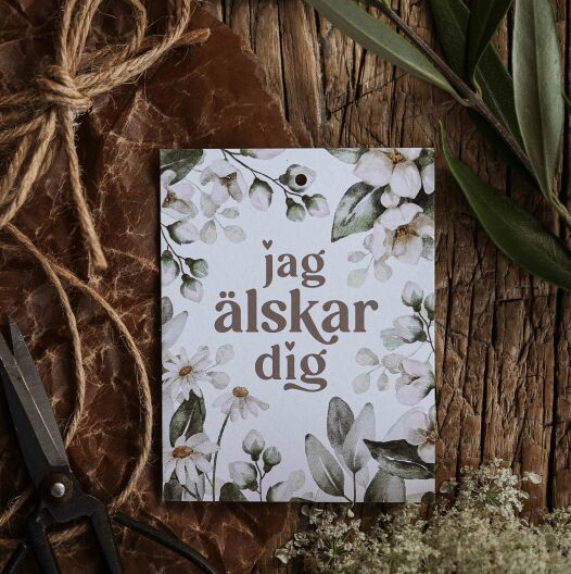 Kort Jag älskar dig, med blommotiv, från Majas lyktor säljs till förmån för Barncancerfonden