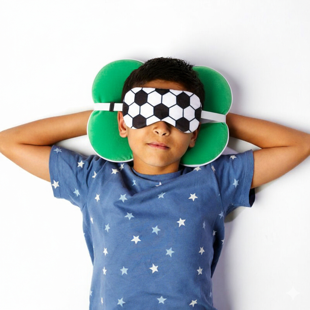 Resekudde med sovmask Fotboll 