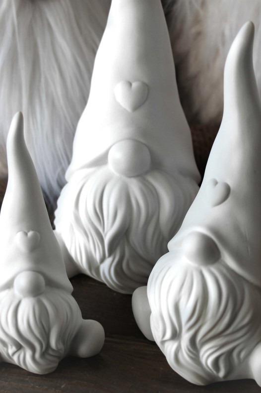 Santa Heartly Tomte från Majas lyktor säljs till förmån för Barncancerfonden