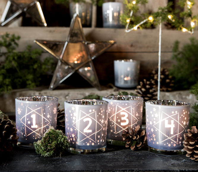 Ljuslykta Advent från Majas lyktor säljs till förmån för Barncancerfonden
