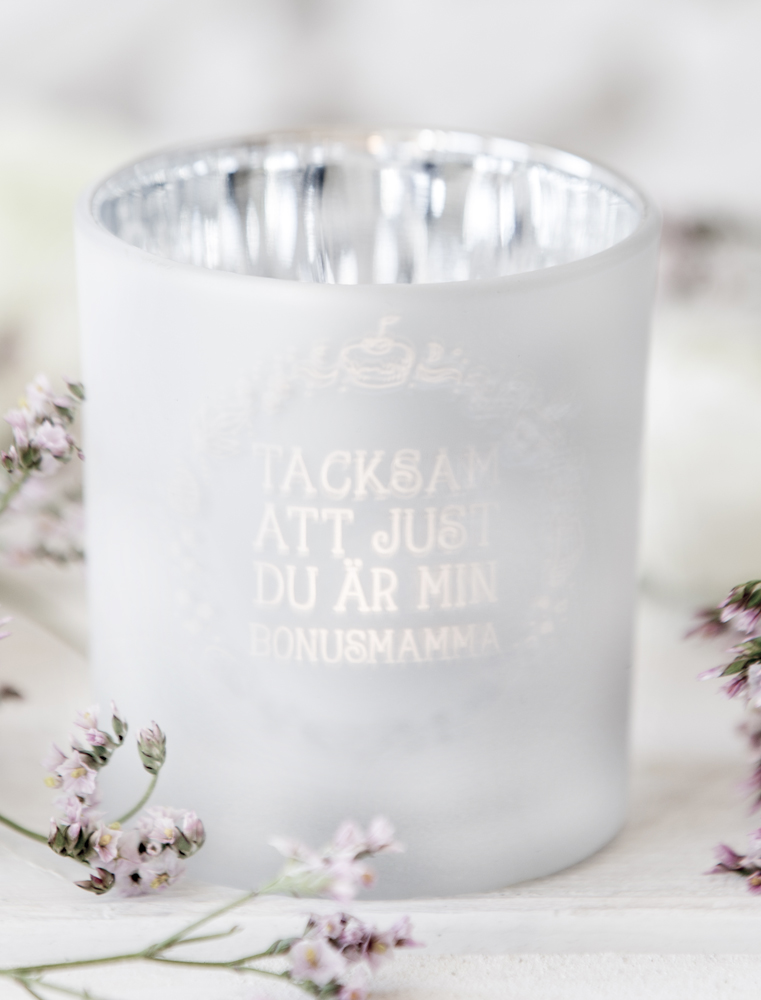 Ljuslyktan Bonusmamma från Majas lyktor säljs till förmån för Barncancerfonden