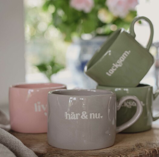 Mugg Livet från Majas lyktor säljs till förmån för Barncancerfonden