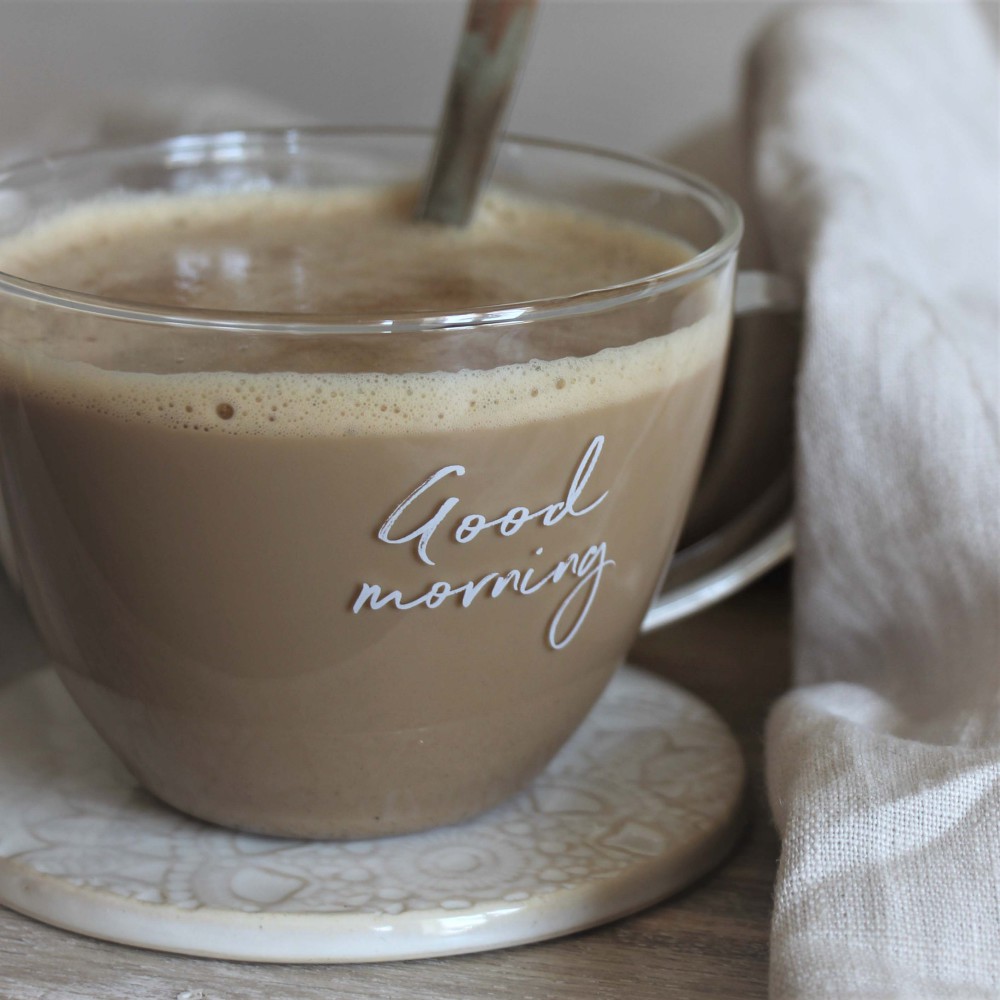 Glasmugg Good morning från Majas lyktor säljs till förmån för Barncancerfonden