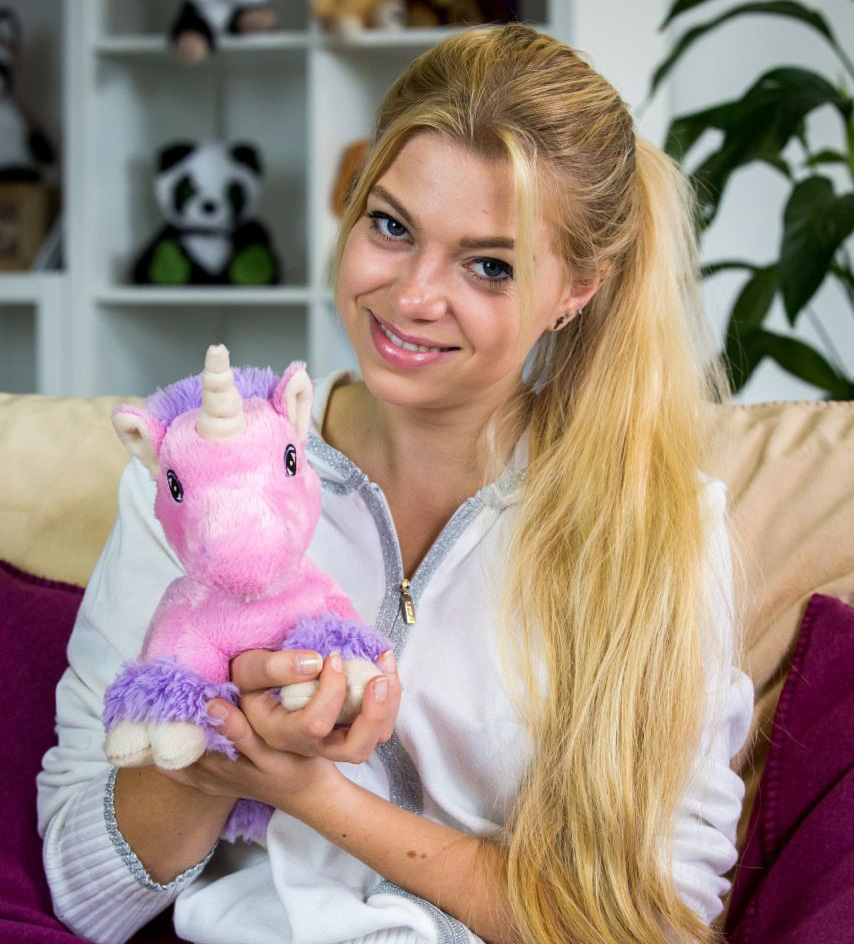 Värmenalle Enhörningen Pink, rosa tvättbar - Habibi Plush Säljs på Presenteriet.se