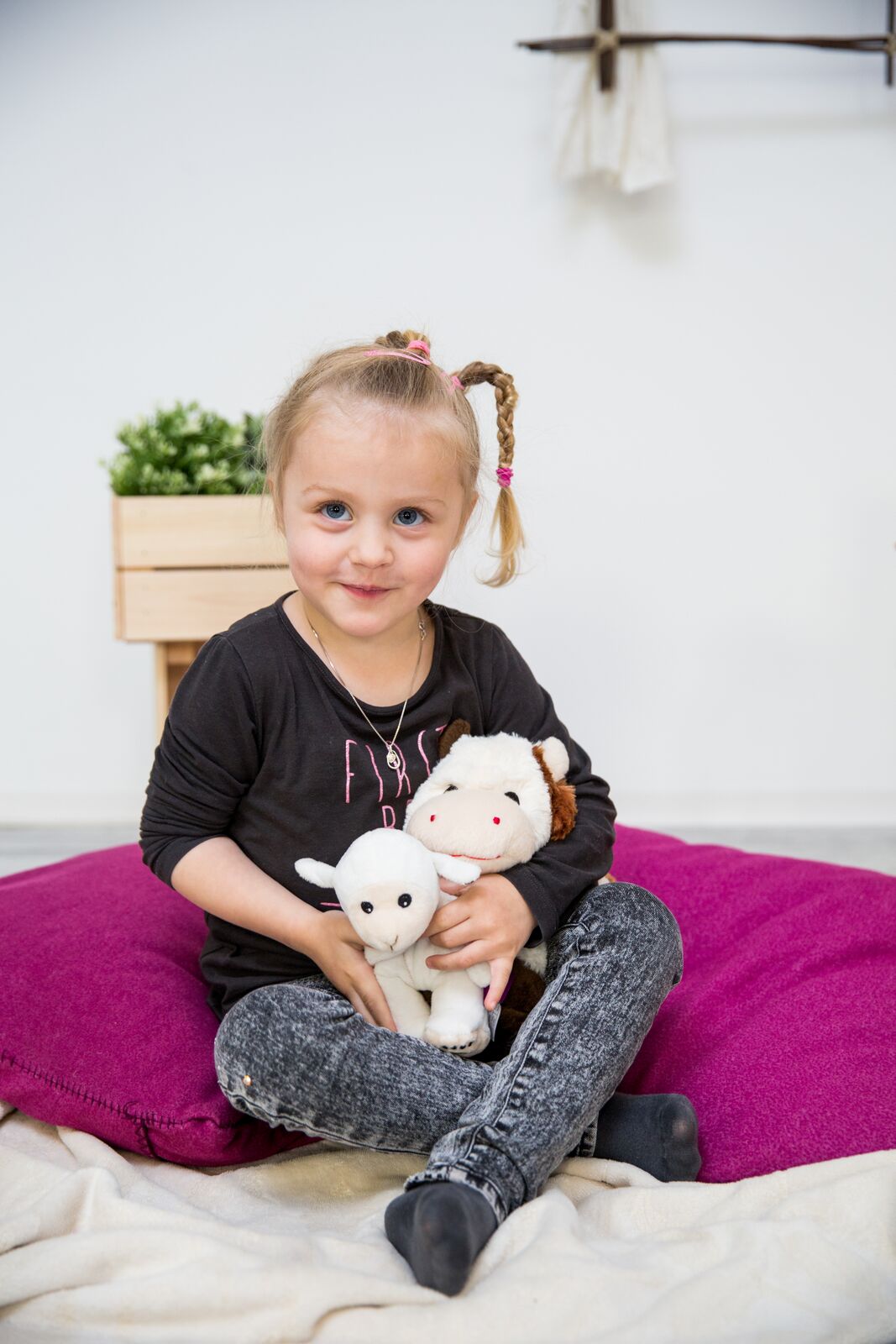 Habibi Plush Värmenalle Kossan Kornelia - Habibi Plush
