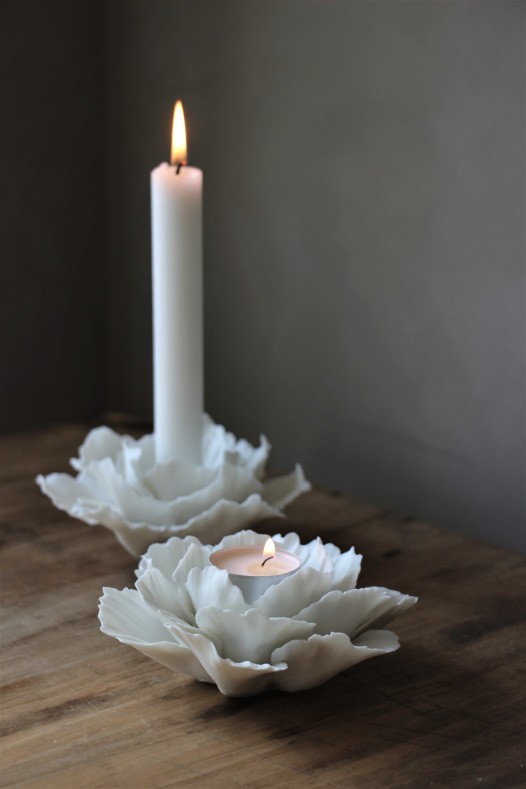 Ljushållare/Ljusstake Peony, från Majas lyktor säljs till förmån för Barncancerfonden