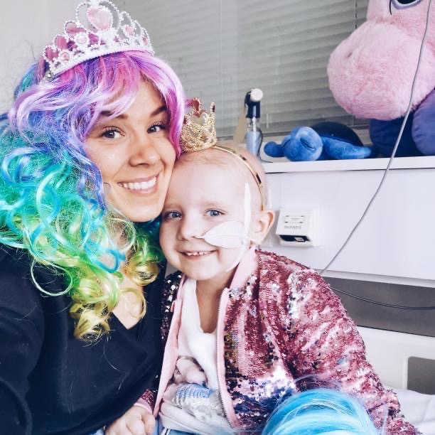Ljuslykta Älska Livet! från Majas lyktor säljs till förmån för Barncancerfonden