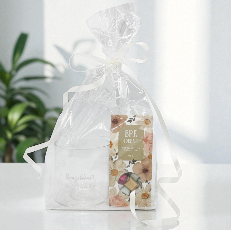 Presentset Bra Jobbat (Chokladpraliner och ljuslykta)