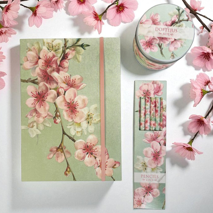 Presentset Körsbärsblomma, Anteckningsbok, pennor & doftljus